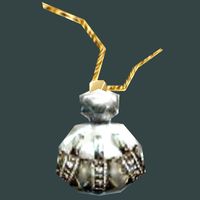 BM-item-Amulet of Infectious Charm.jpg