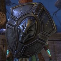 ON-item-armor-Lyris Titanborn's Shield.jpg