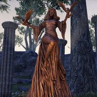 ON-statue-Nocturnal 02.jpg